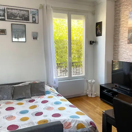 En Duplex Entre Paris Et Versailles Chaville